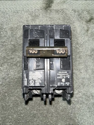 SIEMENS Q2100 100 AMP 2 POLOS TIPO QP DISYUNTOR 2P 100A QP (A) Foto 1 de 4