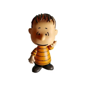 PMI 2002 Peanuts Linus Vinyl Figur Posable Head & Arms - Orange Shirt - Bild 1 von 7
