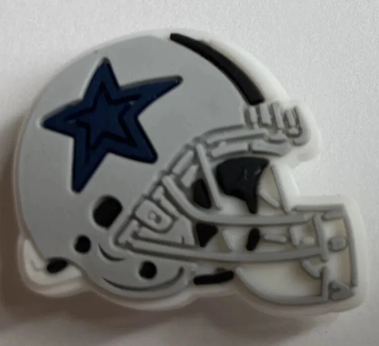 NFL 达拉斯牛仔 2 件足球鳄鱼魅力 Jibbitz 头盔鞋免运费! — 第 1/1 张图片