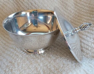 Wm A ROGERS SILVERPLATE SUGAR BOWL and LID PAUL REVERE REPRODUCTION - Picture 1 of 7