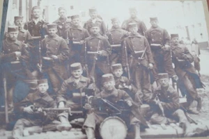 ARMEE BELGE GRENADIERS TENUE DE SERVICE PHOTO VINTAGE BRAHAM HERVE 1900 - Picture 1 of 2