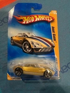 2009 Hot Wheels New Models Avant Garde #18 Gold - Picture 1 of 1