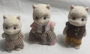 Sylvanian Families Woolly Alpaca Family of 3 Personajes Figuras Época (SF12) - Imagen 1 de 5