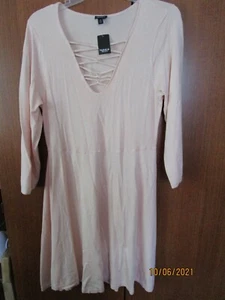 New Torrid Blush Sweater Dress Sz 2 2x 18 20 Rayon Nylon Bust 42 Length 43.5 - Picture 1 of 5
