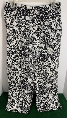 Calça Capri Feminina Erik Stewart Floral Preto e Branco - Tamanho 12 - Imagem 1 de 4