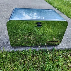 Vintage Lincoln Beauty Bread Box Mirrored Chrome Retro MCM Pie Shelf Stainless - Picture 1 of 24