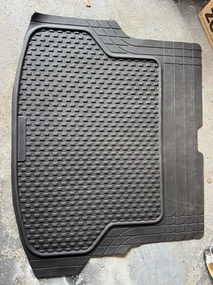 Almohadilla para alfombrilla de revestimiento de bandeja de piso de carga para maletero Maserati Levante 2017-2024 Foto 1 de 2