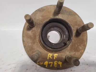 Used Front Wheel Hub fits: 1993 Ford Thunderbird Front w/o ABS Front Grade A - Image 1 of 4