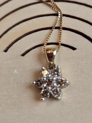 Diamond Flower Pendent 50 Pts Gold No Chain - Image 1 of 2