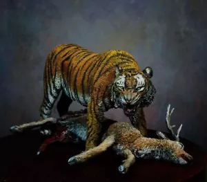 CIXMODELS 1:20/90mm CixM9008 ANIMAL SIBERIAN TIGER WITH PREY (no 75mm 54mm) - Foto 1 di 12