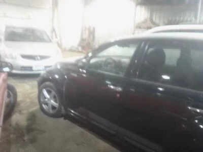 Puerta delantera izquierda del conductor compatible con 01-02 PT CRUISER 2045344 Foto 1 de 4