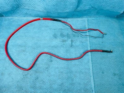 Cabo positivo BMW 650i 645Ci M6 bateria piso 2004-2010 fabricante de equipamento original - Imagem 1 de 4