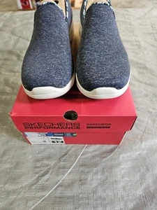 Skechers Go Walk Joy Bella Yorkie Womens 12 NAVY Slip On Comfort Cushion - Picture 1 of 5