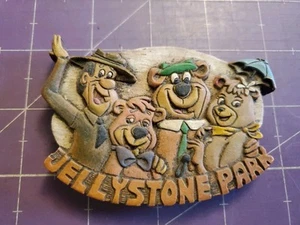 1993 Jellystone Park Refrigerator Magnet Yogi Bear Hanna-Barbera - Picture 1 of 2