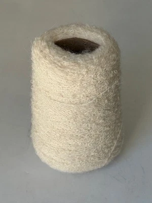 SOFT White BOUCLE Ply cone Peruano BABY Alpaca/Merino/Nylon 10oz - Imagem 1 de 4