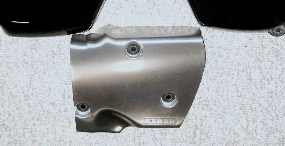 YAMAHA SR400 SPROCKET COVER - OEM - New Take-off, Excellent , SR - Imagem 1 de 1