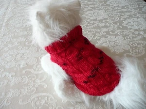 XXXXS handmade knit  dog  sweater (40% Wool, 60% Silk protein) - Picture 1 of 1