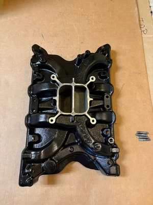 Colector de admisión de aluminio Edelbrock Performer Ford 400 parte # 2171 (no EGR) /351M Foto 1 de 4