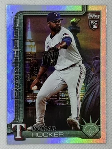 2025 Topps Series 2 Fanatics Fest Exclusive Big Apple Parallel Kumar Rocker RC - Bild 1 von 2