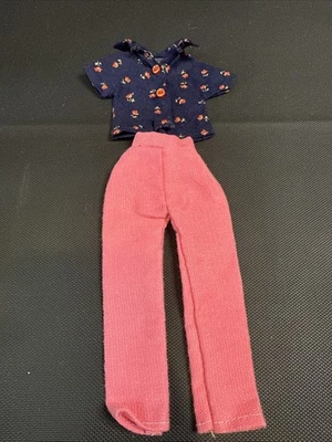 Barbie 1990’s Fashion Pack Outfit Retro Pink Pants Blue Pink Rose Shirt - Image 1 of 4