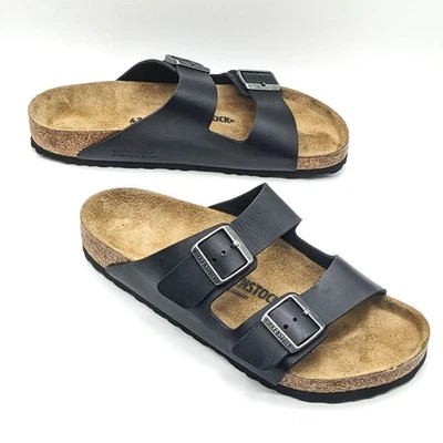 Sandalia Birkenstock Arizona para mujer ajustable de dos correas de cuero engrasado (negra) 11 Foto 1 de 4