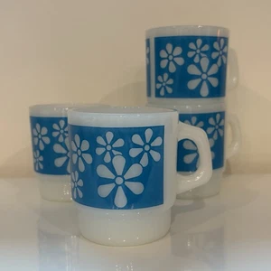 VINTAGE FIRE-KING ANCHOR HOCKING BLUE DAISY MILK GLASS CUP/MUG Lot of 4 - Picture 1 of 6