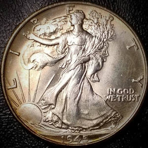 1945 Walking Liberty Half Dollar - Uncirculated - 90% Silver 50C - Picture 1 of 2
