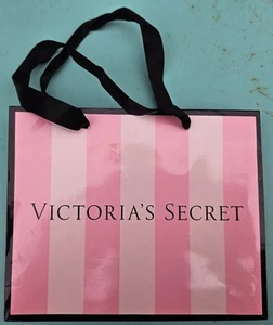 Authentic Victoria's Secret Shopping Gift Bag Paper Small *Empty* 15x20x9cm 🆓📮 - Picture 1 of 15