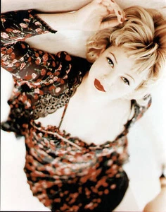 DREW BARRYMORE 8 X 10 COLOR PHOTOGRAPH - Picture 1 of 1