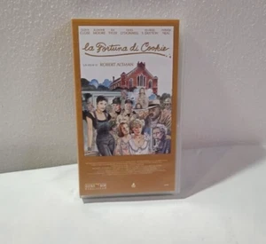 LA FORTUNA DI COOKIE-film in videocassetta VHS-con G.Close,Julian Moore,L.Tyler - Foto 1 di 1