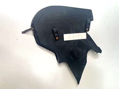 2001 - 2005 Audi / Volkswagen Passat A4 1,8 л - верхняя крышка ГРМ - 06B109108F - Изображение 1 из 4