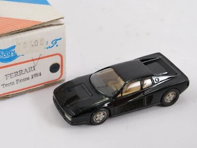 Record Ferrari Testarossa 1984 Montato E Dipinto Bellissimo Fatto 1/43, Scatola - Immagine 1 di 4