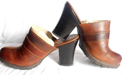 Zuecos de mula con correa de hebilla de cuero marrón óxido Bolo para mujer 9M (B) J00826 Foto 1 de 4