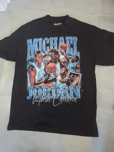 Michael Jordan TARHEELS T-SHIRT, NORTH CAROLINA TEE, BASKETBALL ungetragen Gr. M - Bild 1 von 4