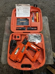 Complete Paslode IM250 F16 Second Fix Nail Gun & kit– Gas Powered Finish Nailer - Picture 1 of 3