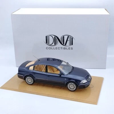 DNA Collectibles 1/18 Volkswagen VW Passat W8 2001 DNA000029 Resin Model Blue - Immagine 1 di 4