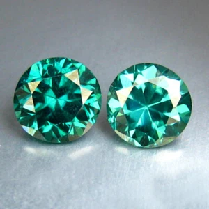0.69 CTS 4.4MM ROUND! DAZZLING FIRE SPARKLING GREEN MOISSANITE HUE DIAMOND - Picture 1 of 3