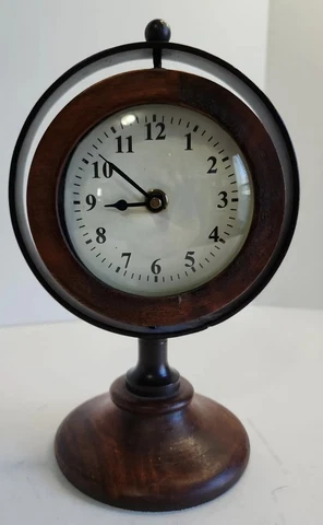 NAUTICAL WOOD AND METAL SWIVEL CLOCK - WORKS Made In India Cover