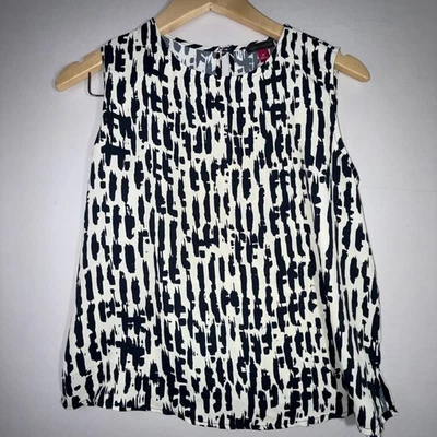 Vince Camuto Playful Paisley Women’s Blouse Top Short Sleeve Navy Beige XS - Image 1 of 4