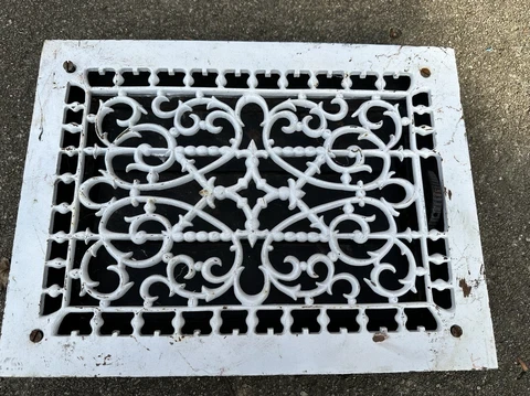 Lg.CAST IRON ENAMELED Louvered GRATE Ornate Victorian Furnace HEAT Antique Vent Cover