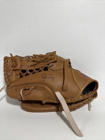Minnesota Twins MLB 2016 Brian Dozier Youth Glove (SGA)Rare LH glove Cover