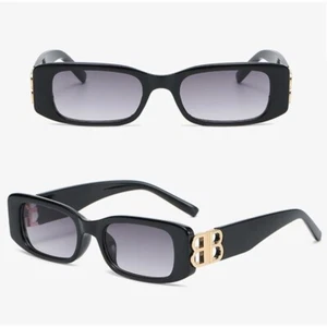 Vintage Square Sunglasses for Women - Black Model - 12 - Picture 1 of 4