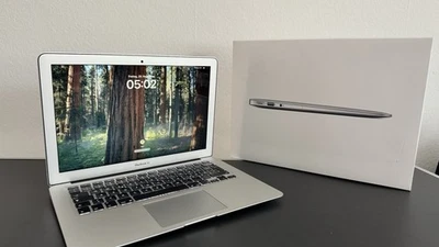 Apple Macbook Air 2017 A1466 13“ 500GB SSD 8GB Ram MacOS 15 Sequoia Ovp USB SDXC - Bild 1 von 4