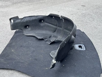 Forro de guardabarros del arco de rueda trasera izquierda Maserati Ghibli M157 2017 OEM Foto 1 de 4