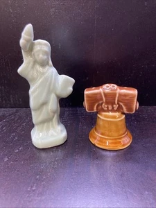 Cracker Barrel Statue Of Liberty, Liberty Bell Collectible Salt & Pepper Set New - Picture 1 of 7