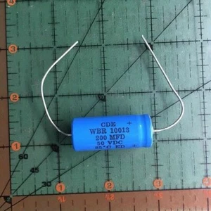 200uF 50v Cornell Dubilier Electrolytic Axial Capacitor WBR200-50  Audio  4pcs   - Picture 1 of 4