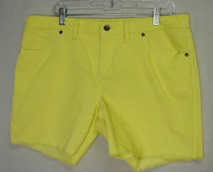 Carve Designs Oahu 4" Corduroy Organic Cotton Raw Hem Shorts Citron Yelllow 12 - Picture 1 of 7
