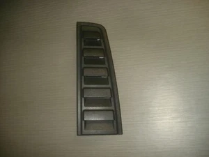 Hummer H2 Lufteinlass rechts über Rückleuchte 15206329 Luftschlitze Verkleidung - Bild 1 von 1