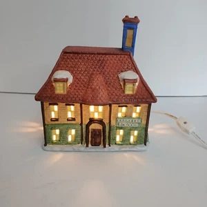 Vintage Dickens Ebenezer Scrooge House Lighted Porcelain Collectible - Picture 1 of 9