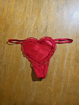 NWT Small Red Heart Victoria's Secret Dream Angels V-string Panties - Image 1 of 4